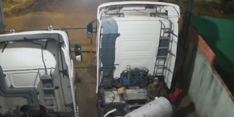 VÍDEO: dupla é presa por furtos milionários de peças de caminhões em Manaus