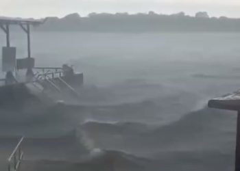 VÍDEO: temporal causa destruição no interior do Amazonas