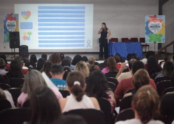 Prefeitura de Manaus promove qualificação para atendimento especializado a pessoas com autismo