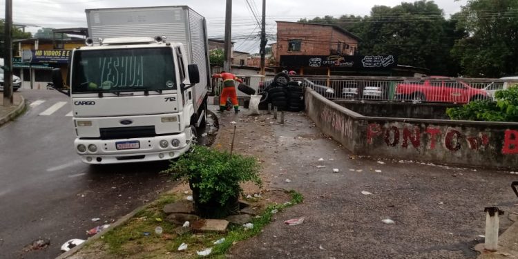 Prefeitura de Manaus intensifica combate ao descarte irregular de pneus