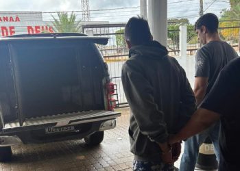 Homem é preso em flagrante por tentar matar companheira em Tefé