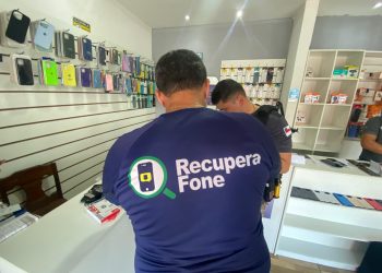Operação RecuperaFone: PC-AM prende dono de assistência técnica com celular roubado