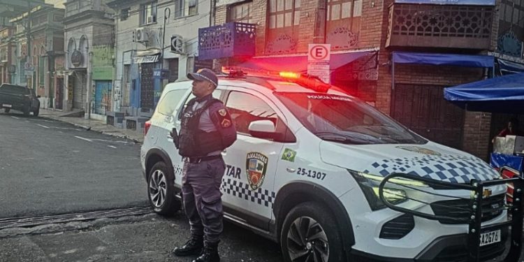 PMAM recaptura quatro foragidos e apreende drogas e arma em Manaus