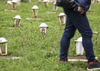 Brasileiros não resgatam de R$ 10 mil a R$ 50 mil de parentes mortos