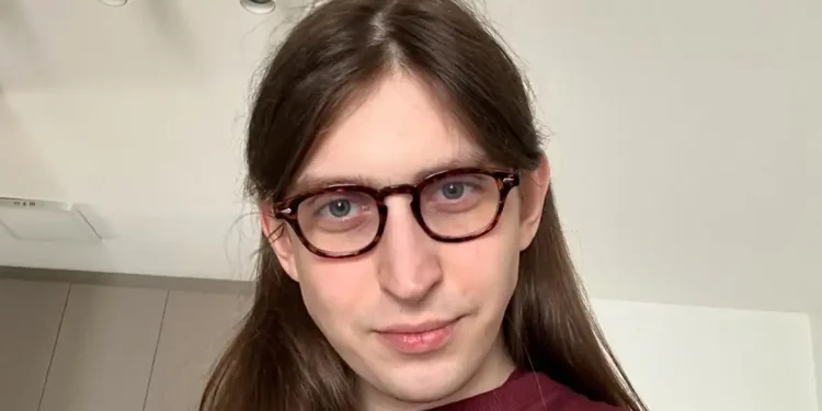 Câmara pode pautar projeto contra ‘adultização’ de crianças nas redes