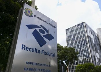 Receita voltará a exigir declaração de fintechs após operações da PF