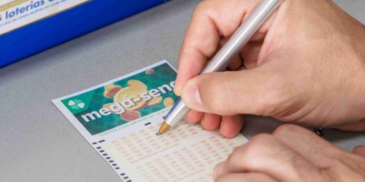 Mega-Sena acumula e prêmio chega a R$ 28 milhões