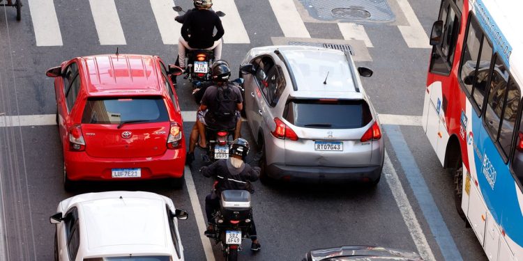 Emergências com motociclistas adiam cirurgias complexas no SUS