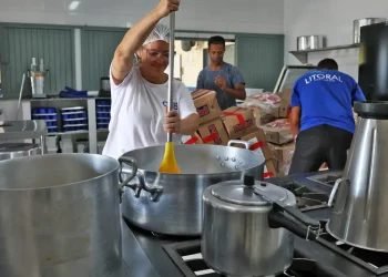 Investimento global em merenda dobra e alimenta 80 milhões a mais