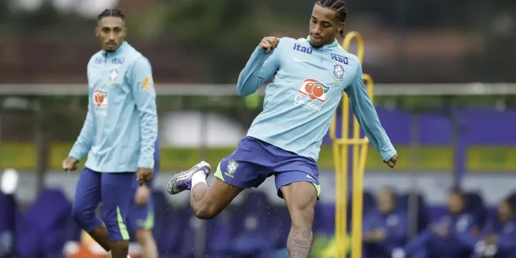 Brasil enfrenta Bolívia em seu último compromisso pelas Eliminatórias