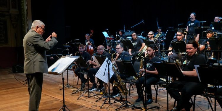 Amazonas Band faz show gratuito no Teatro da Instalação nesta quarta-feira, 24/9