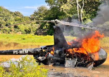 Helicóptero utilizado pelo narcotráfico em Juruá é destruído pelas forças de segurança do AM