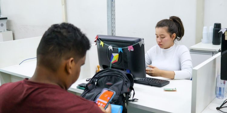 Sine Amazonas divulga 141 vagas de emprego para esta quarta-feira