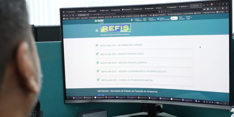 Contribuintes com dívidas com o Estado já podem aderir ao Refis 2025 a partir desta quarta-feira, afirma governo do AM