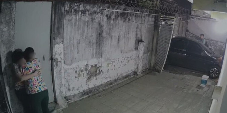 Vídeo: família é feita refém durante assalto no bairro Japiim