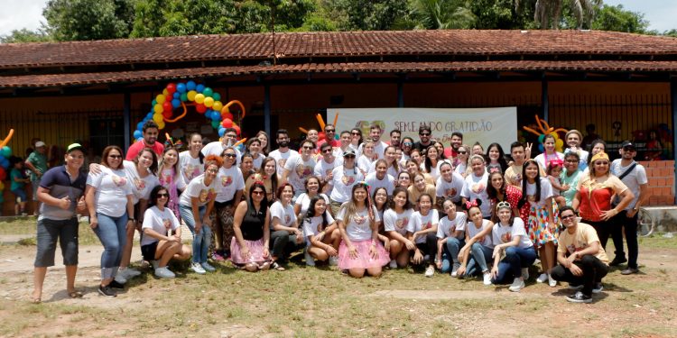 Projeto Semeando Gratidão completa 9 anos levando cultura, educação e solidariedade a crianças no Amazonas