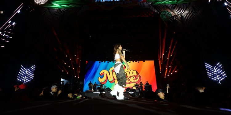 Xand Avião, Ludmilla e 40 Graus de Amor encerram shows da maior edição do #SouManaus Passo a Paço