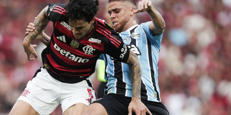 Grêmio arranca empate com o Flamengo no Maracanã pelo Brasileirão
