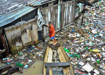 Fiocruz alerta para contaminação da Amazônia por plásticos