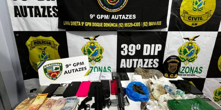 Operação Céu Limpo: PC-AM e PMAM prendem dois homens em flagrante e cumprem sete mandados de busca e apreensão em Autazes