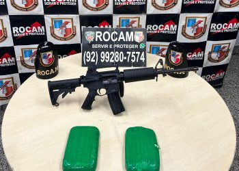 Polícia Militar do Amazonas prende homem e apreende fuzil e tabletes de droga na zona oeste