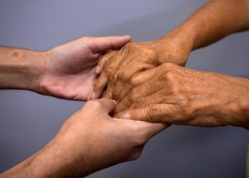 Dia Internacional da Pessoa Idosa: PC-AM alerta população sobre crimes e reforça cuidados e ações da Operação Virtude