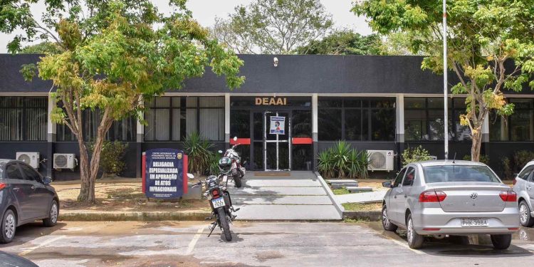 Adolescente é apreendido por ato infracional análogo ao crime de tráfico de drogas no Tancredo Neves