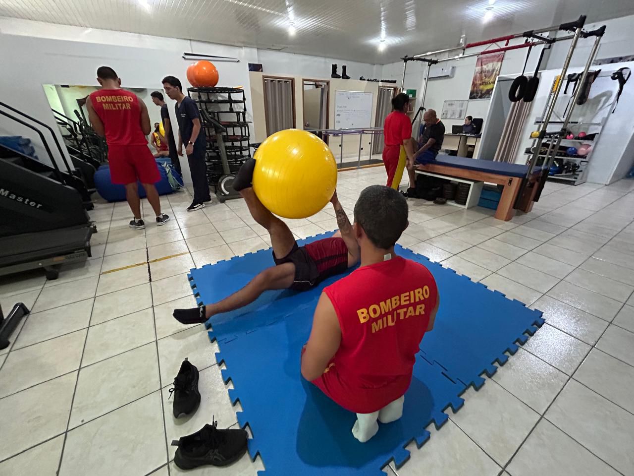 Implantado em 2020, centro de fisioterapia do Corpo de Bombeiros do Amazonas realizou 143 mil procedimentos