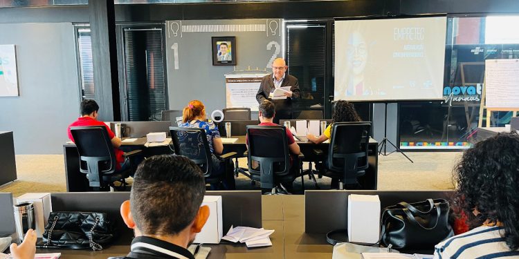 Prefeitura oferece treinamento gratuito de Marketing Digital para empreendedores amazônicos