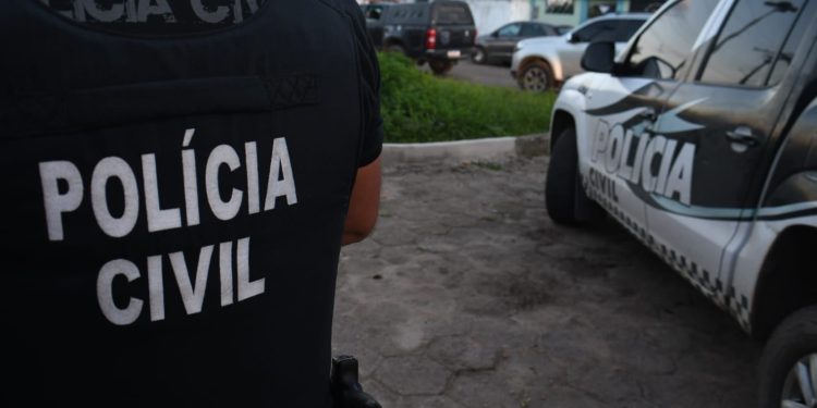 Polícia Civil apreende adolescente por ato infracional análogo aos crimes de roubo e furto