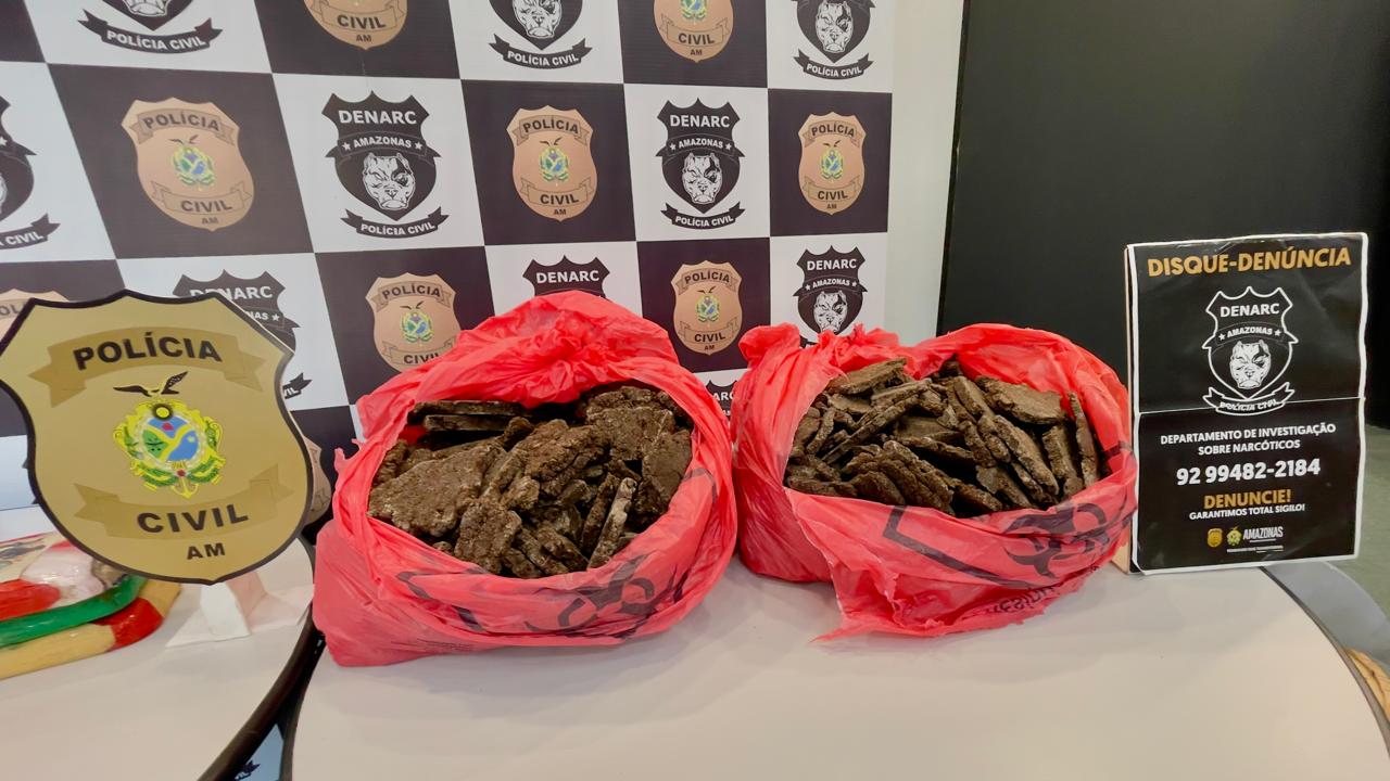 PC-AM apreende R$ 19,5 milhões em cocaína e cocaína negra em mansão na Ponta Negra