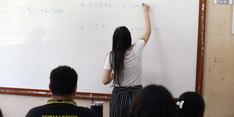Mais de 42 mil alunos da Seduc deverão fazer o Enem 2025