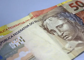 Economistas e setor produtivo veem avanços com PL da isenção de IR
