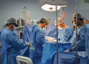 Governador Wilson Lima apresenta balanço e destaca primeiro transplante de fígado realizado no Hospital Delphina Aziz