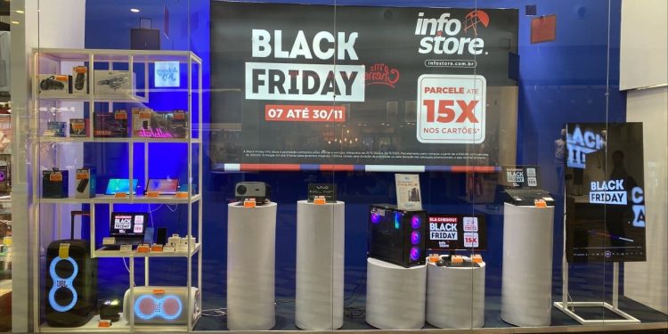 Eletrônicos estão em destaque na pesquisa de intenção de compras na Black Friday e os produtos já estão com desconto na Info Store