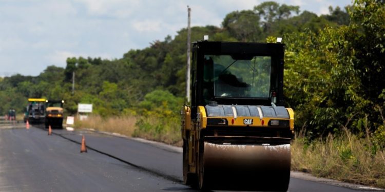 Moradores da AM-010 destacam melhorias com a entrega da rodovia modernizada