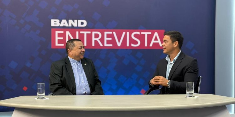 Band Entrevista recebe Anderson Sousa, presidente da Associação Amazonense de Municípios