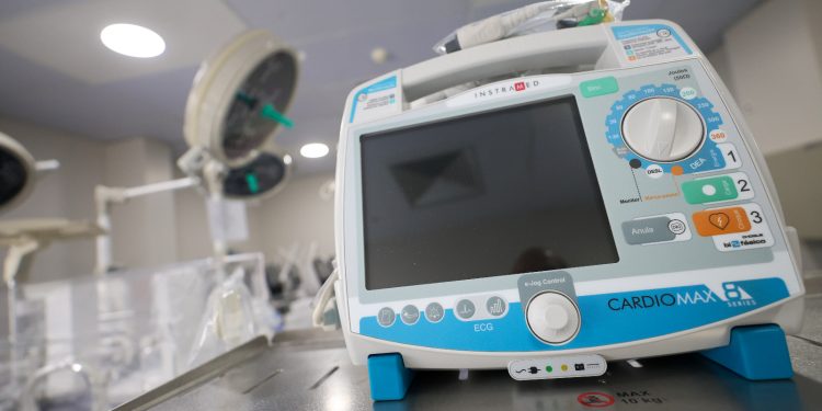 Obras de Policlínica e de Hospital Dia do Complexo Hospitalar Sul passam por vistoria