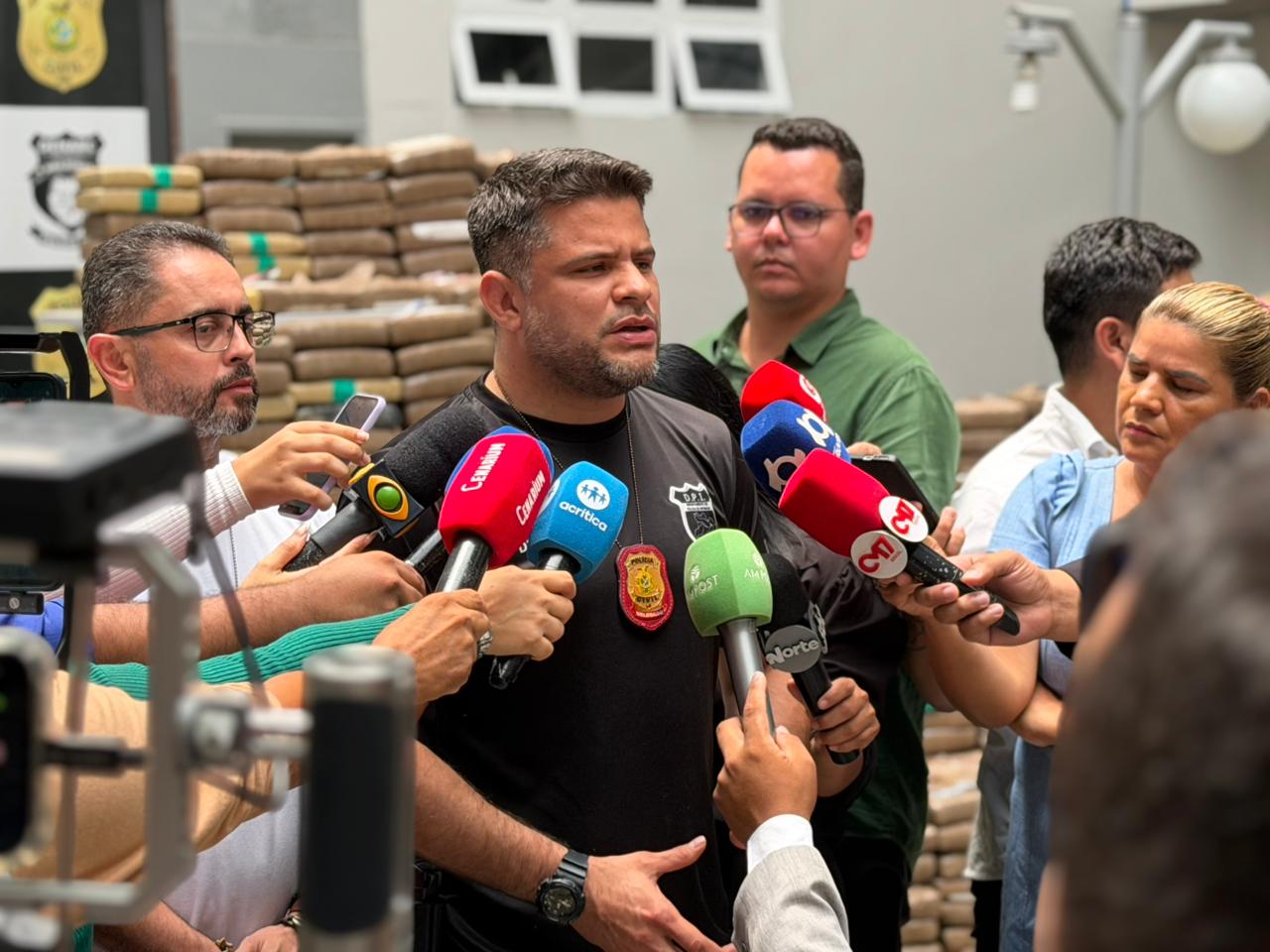 PC-AM apreende mais de uma tonelada de skunk em sítio de Iranduba e prende cinco suspeitos