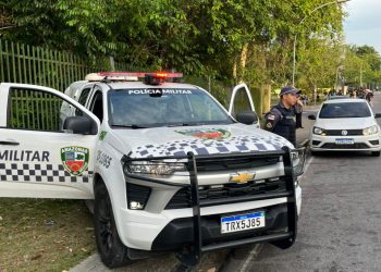 Dupla é presa com mais de 700 porções de entorpecentes na zona Norte de Manaus