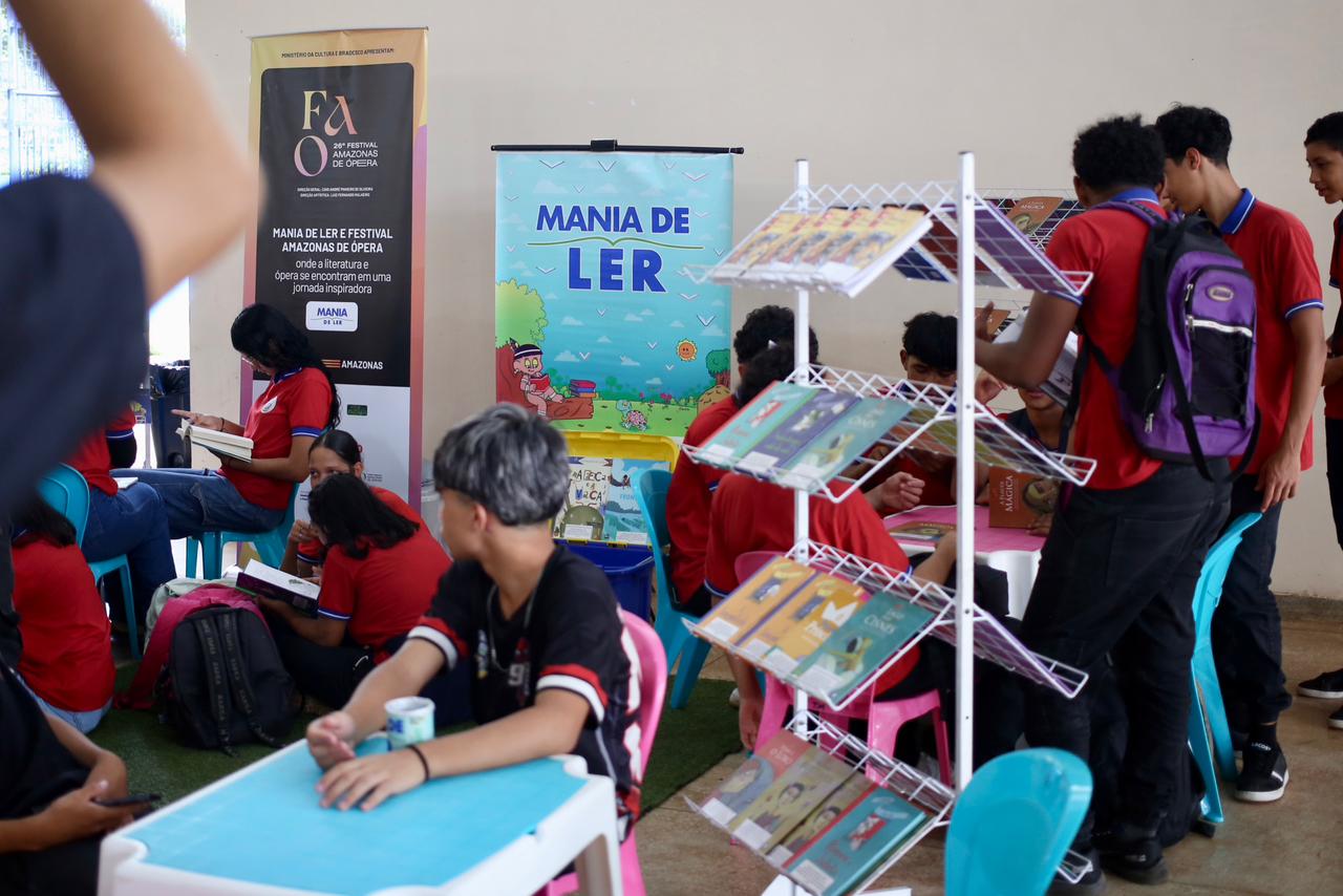 Ópera nas Escolas’ leva o prazer da leitura e da música a estudantes de escolas públicas do Amazonas