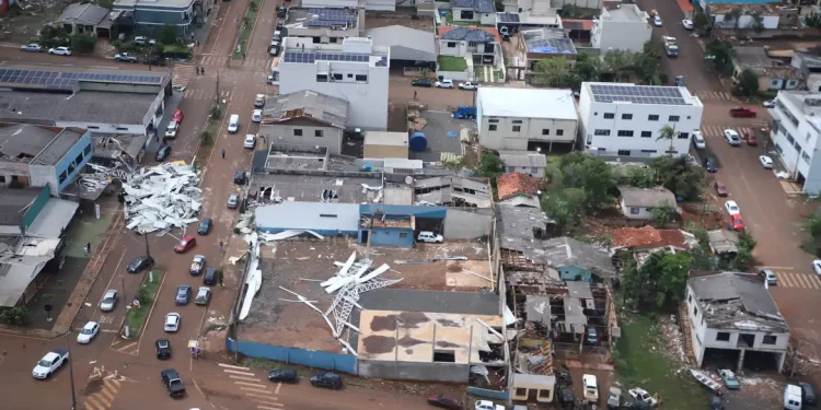 Número de mortos após tornado sobe para 6 no Paraná; uma pessoa está desaparecida