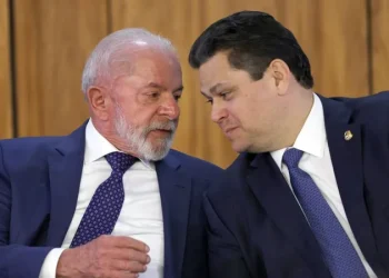 Lula teme derrota e vai chamar Alcolumbre para uma reunião antes da sabatina de Jorge Messias