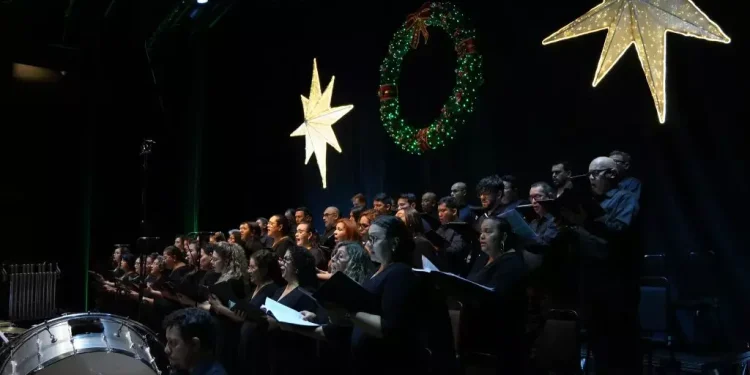 Oratório de Natal encerra a programação de espetáculos do ‘O Mundo Encantado do Natal’ no Teatro Amazonas
