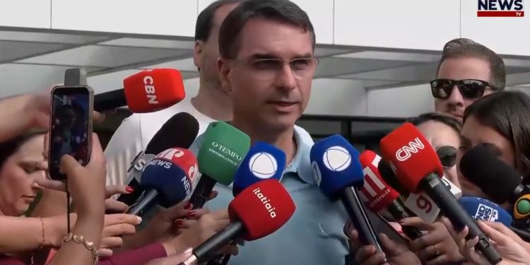 Bolsonaro defende candidatura de Flávio em carta: “Continuidade do caminho”