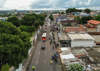 Operação da prefeitura resulta em oito veículos irregulares removidos na zona Sul de Manaus
