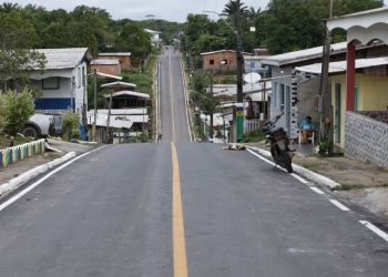 Asfalta Amazonas: Governador Wilson Lima entrega primeira etapa das obras em Tapauá