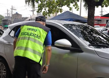 Prefeitura realiza ação de orientação e fiscalização na rodoviária de Manaus