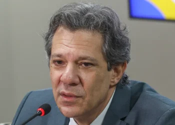 Haddad propõe que Banco Central fiscalize fundos de investimentos