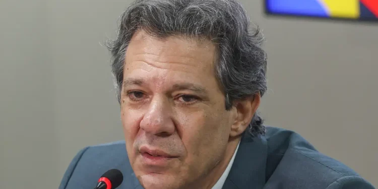 Haddad propõe que Banco Central fiscalize fundos de investimentos